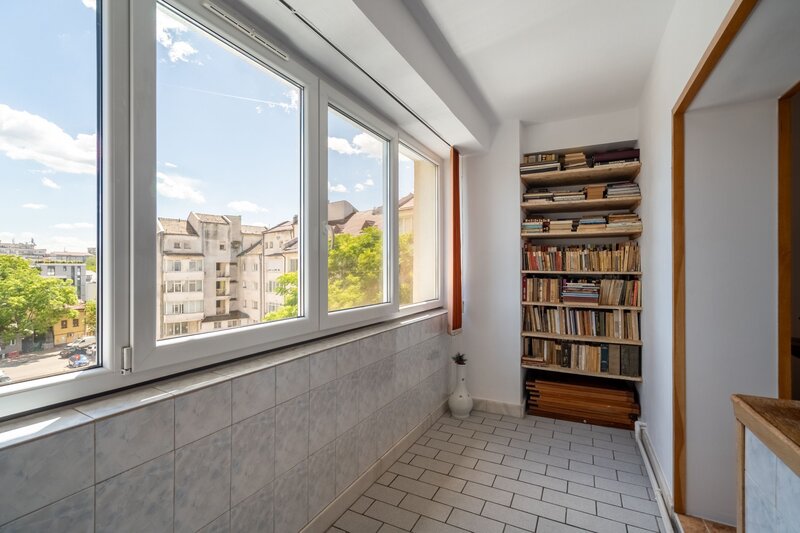 Str. Traian, Matei Basarab, imobil cu lift, comision 0%, 3 camere