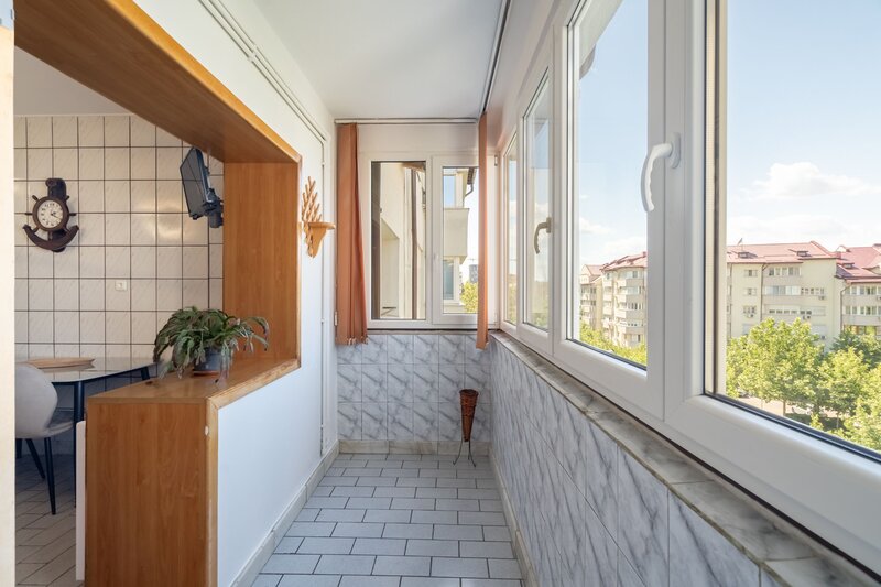 Str. Traian, Matei Basarab, imobil cu lift, comision 0%, 3 camere