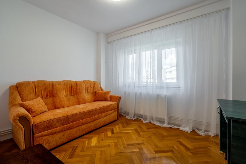 Str. Traian, Matei Basarab, imobil cu lift, comision 0%, 3 camere